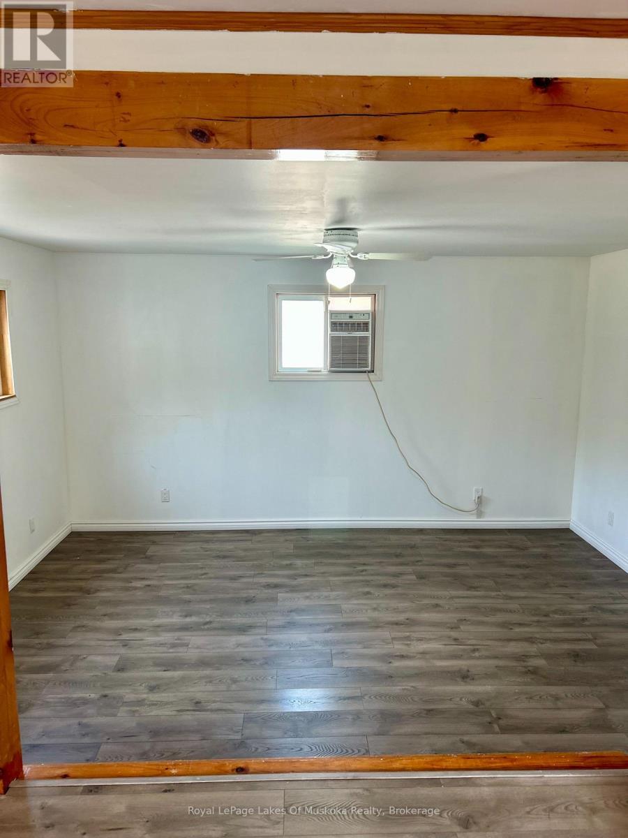 8 - 1701 Highway 11, Gravenhurst (Morrison), ON - Indoor Photo Showing Other Room