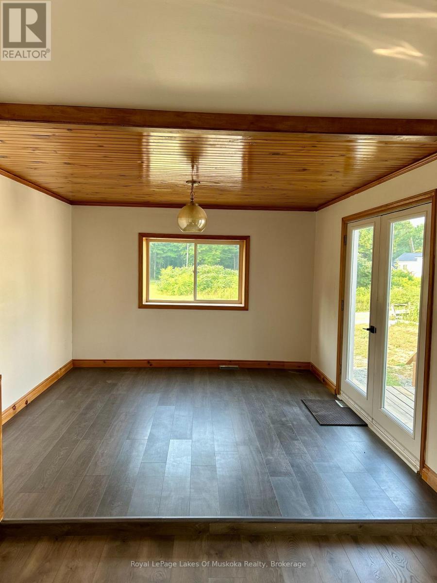 8 - 1701 Highway 11, Gravenhurst (Morrison), ON - Indoor Photo Showing Other Room