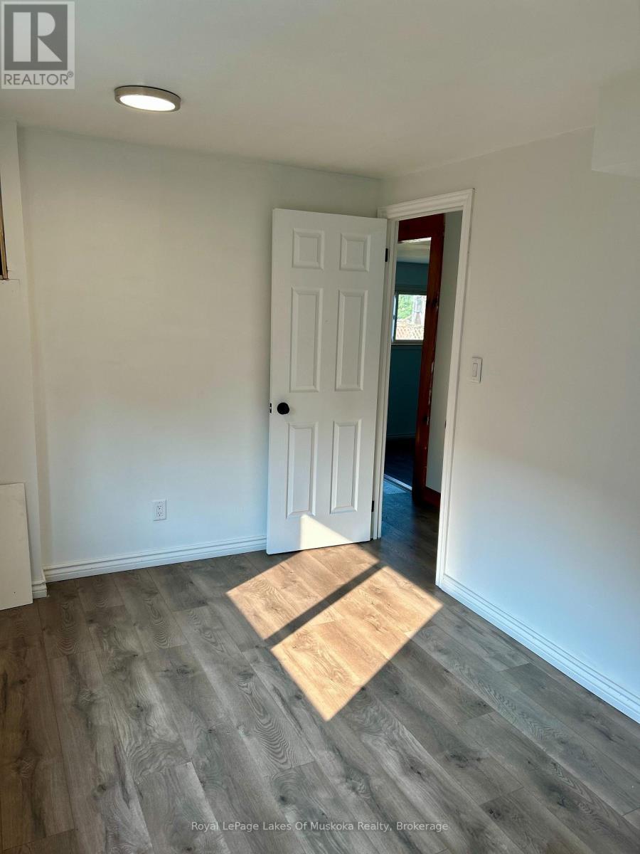 8 - 1701 Highway 11, Gravenhurst (Morrison), ON - Indoor Photo Showing Other Room