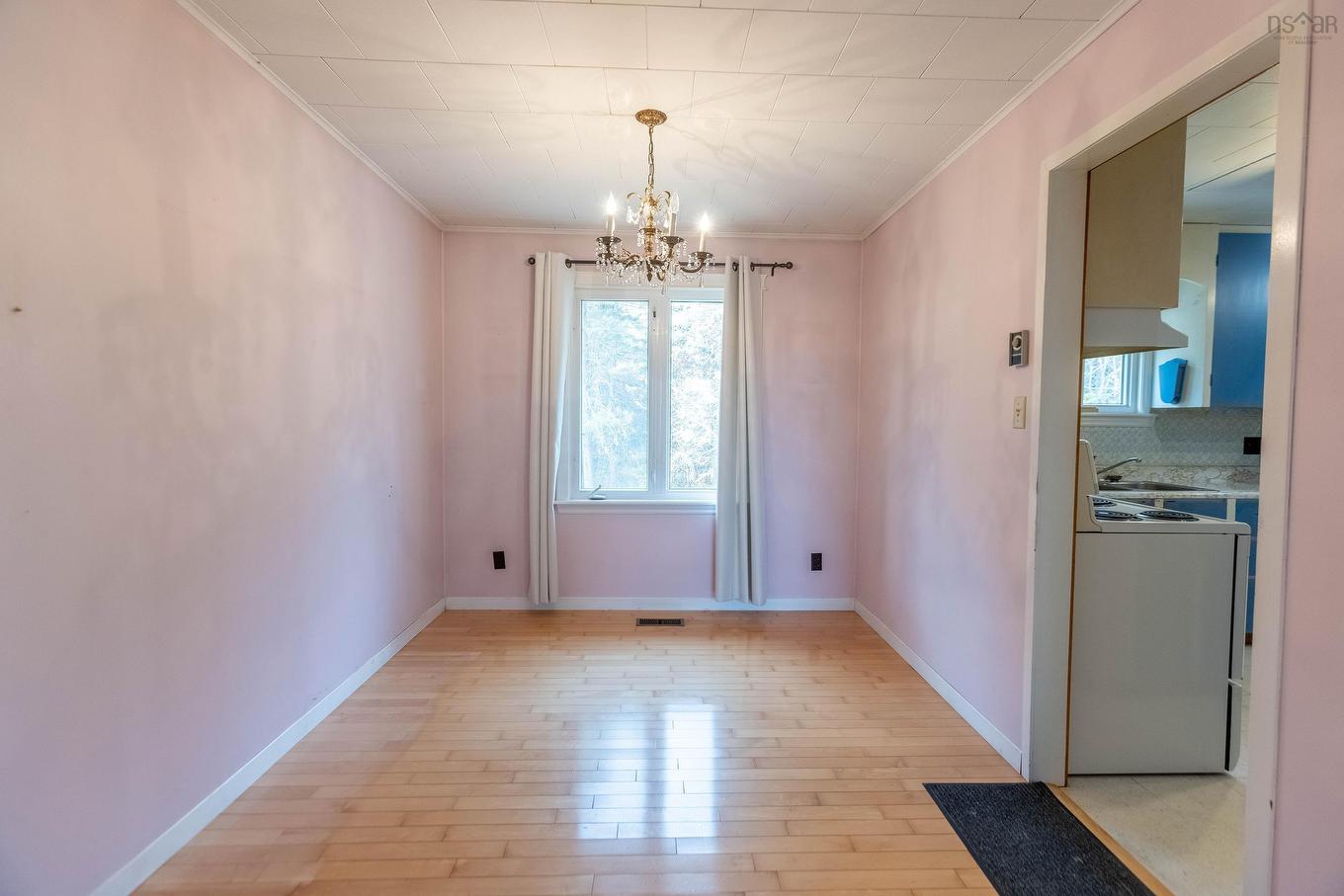 9242 Highway 2, Southampton, NS