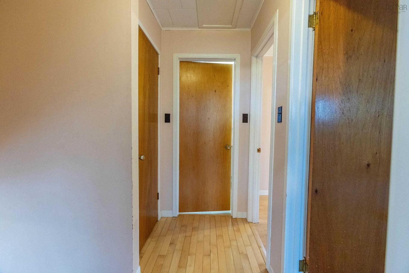 9242 Highway 2, Southampton, NS