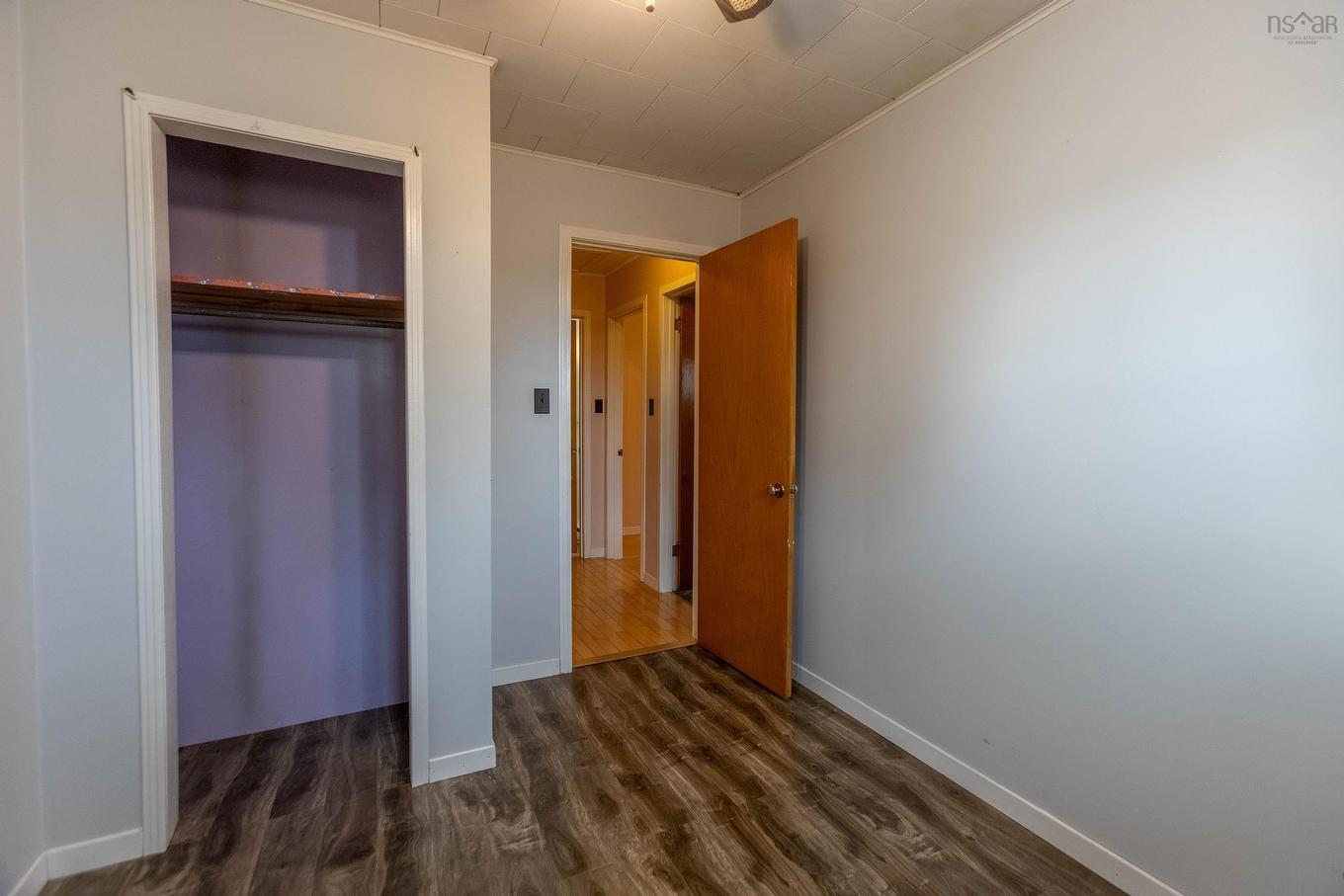 9242 Highway 2, Southampton, NS