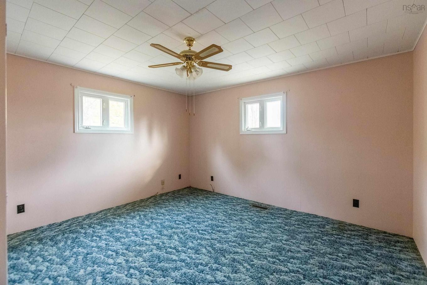 9242 Highway 2, Southampton, NS