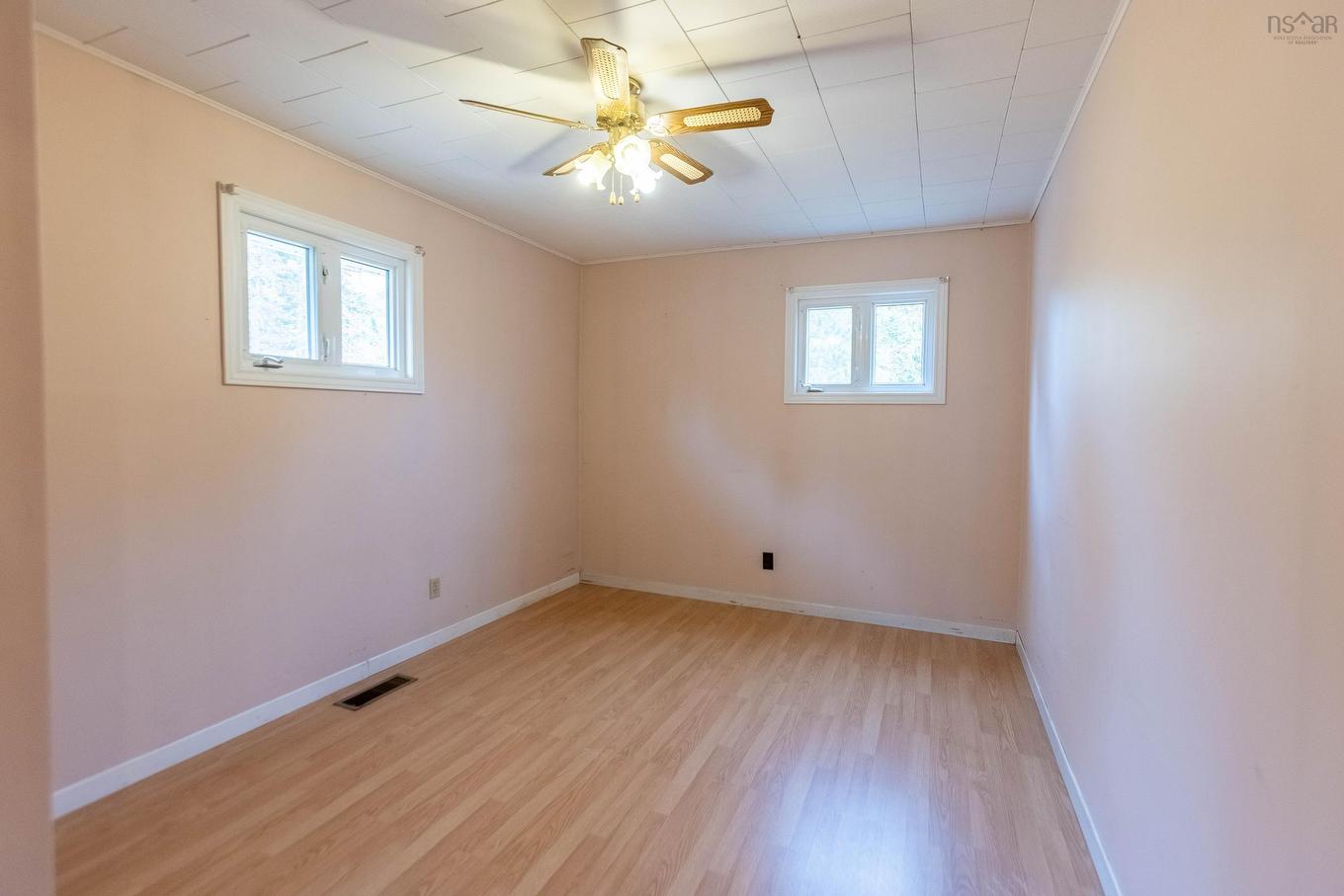 9242 Highway 2, Southampton, NS