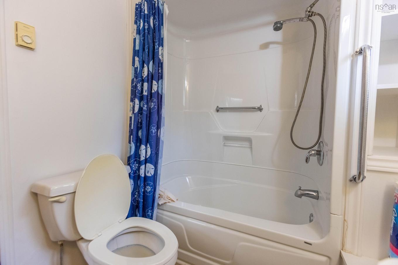 9242 Highway 2, Southampton, NS