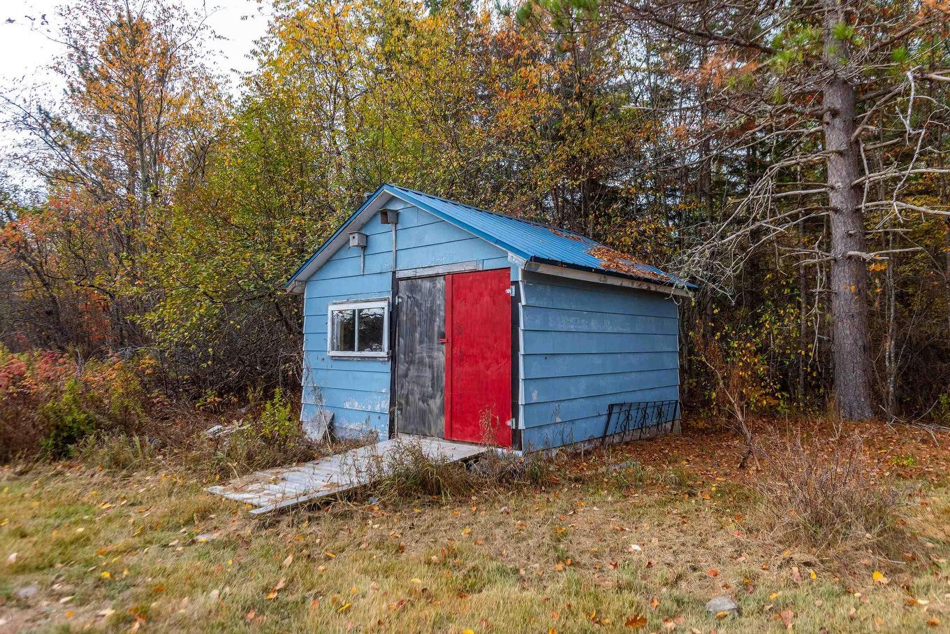 9242 Highway 2, Southampton, NS