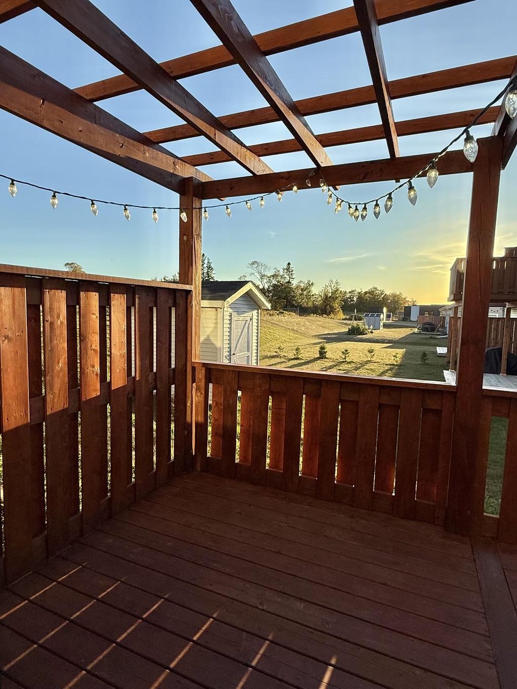 4 12 Harold Court, Cornwall, PE