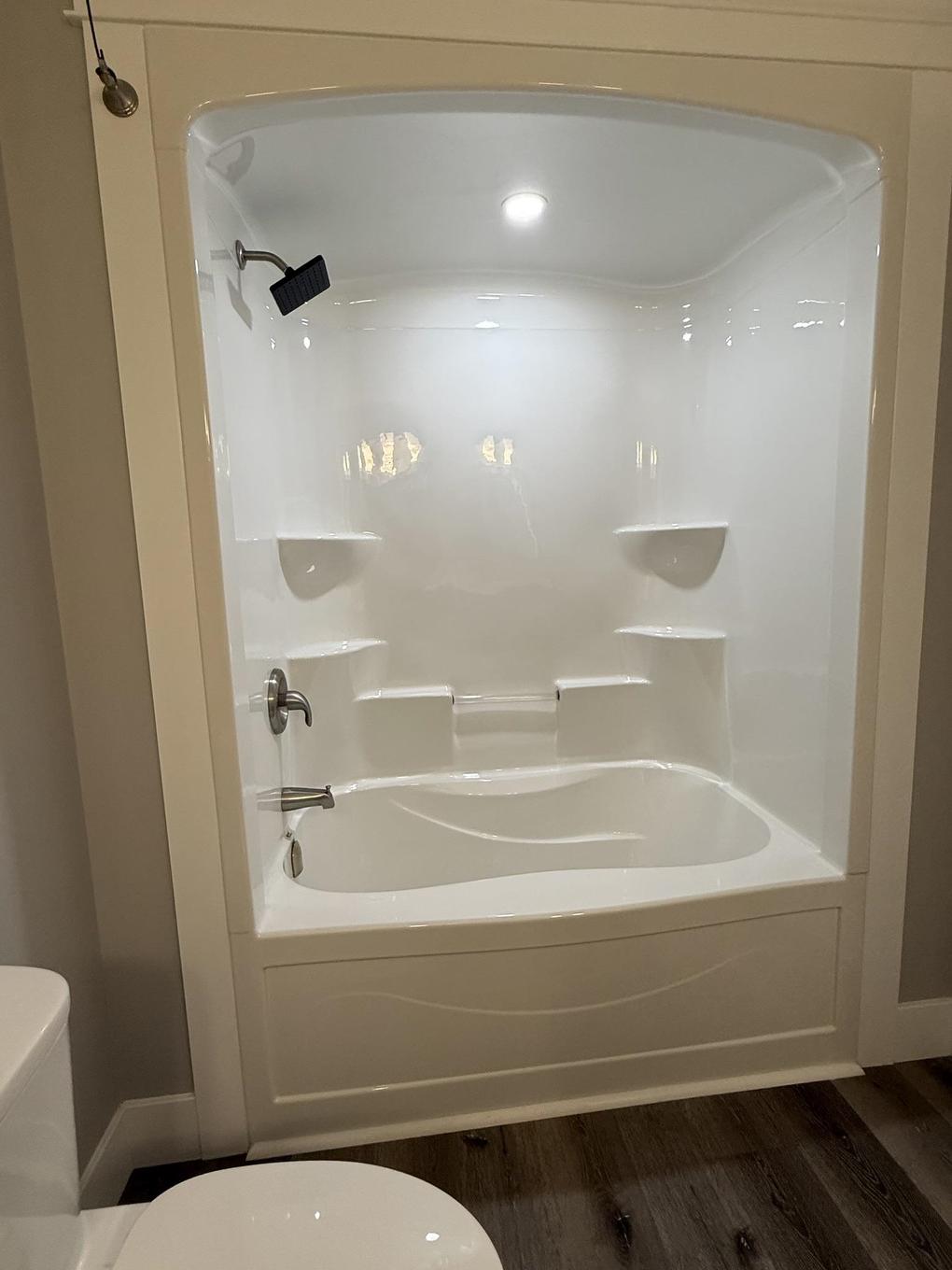 4 12 Harold Court, Cornwall, PE