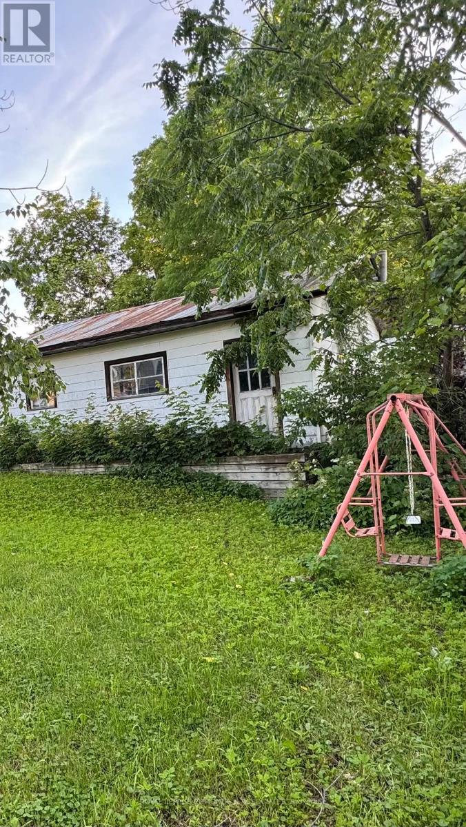 187 Hunter Street, Pembroke, ON