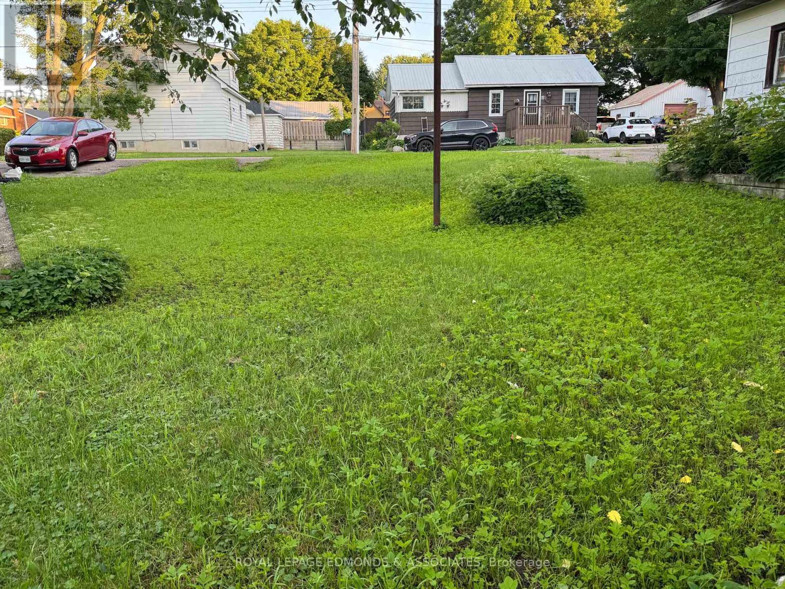 187 Hunter Street, Pembroke, ON