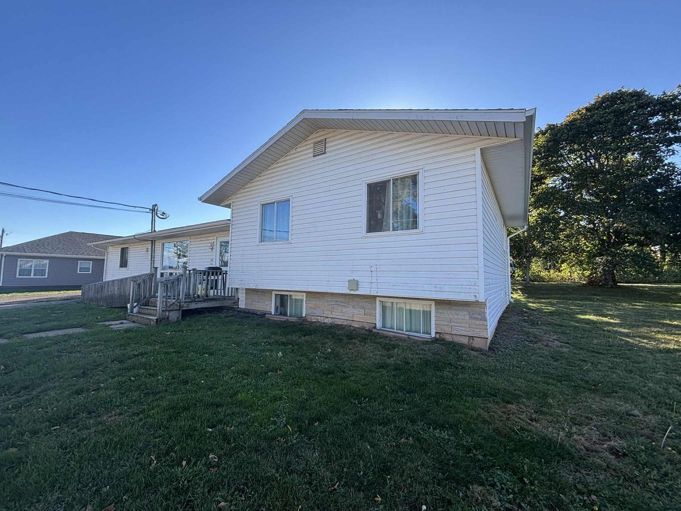 30 Pleasant Street, Kensington, PE