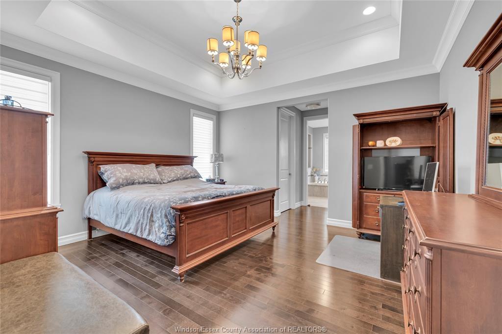 2 Malibu Drive, Leamington, ON