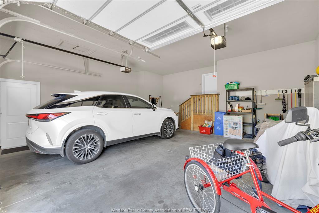 2 Malibu Drive, Leamington, ON