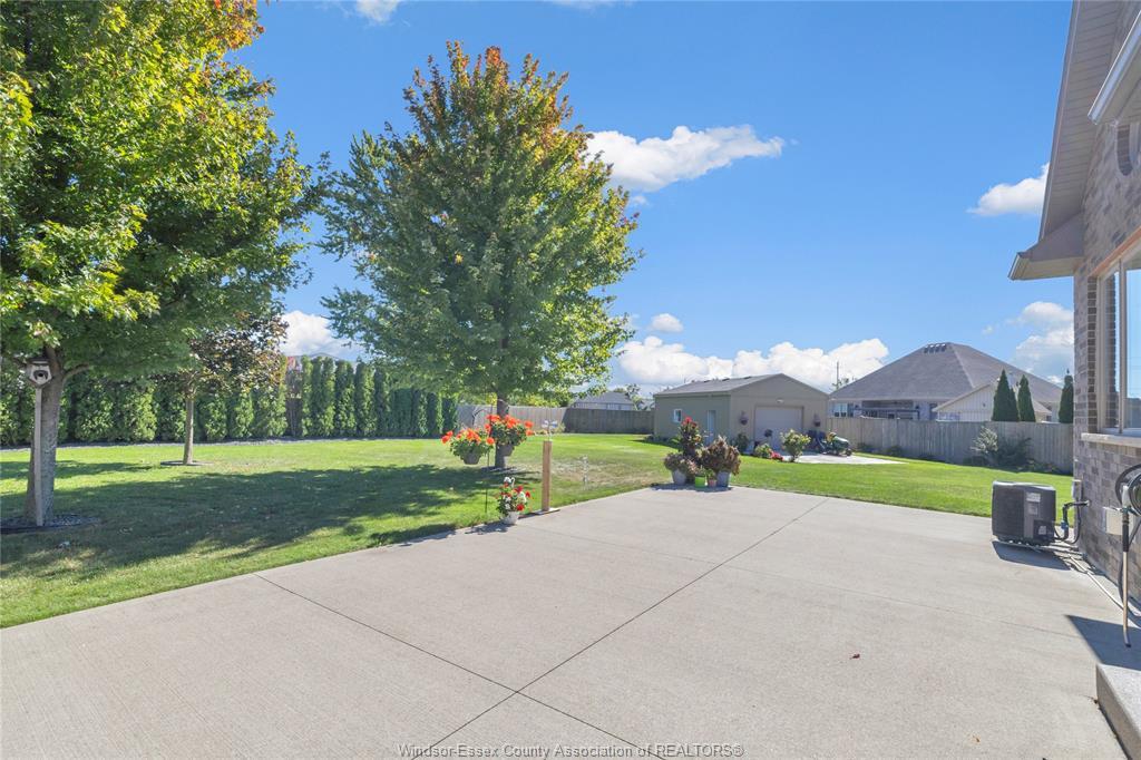 2 Malibu Drive, Leamington, ON