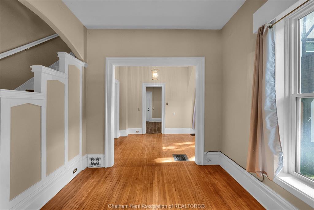 310, 312, 318 Wellington Street West, Chatham, ON