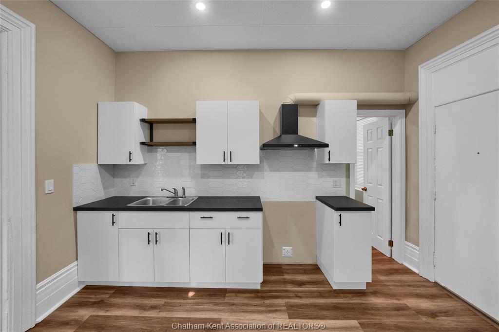 310, 312, 318 Wellington Street West, Chatham, ON