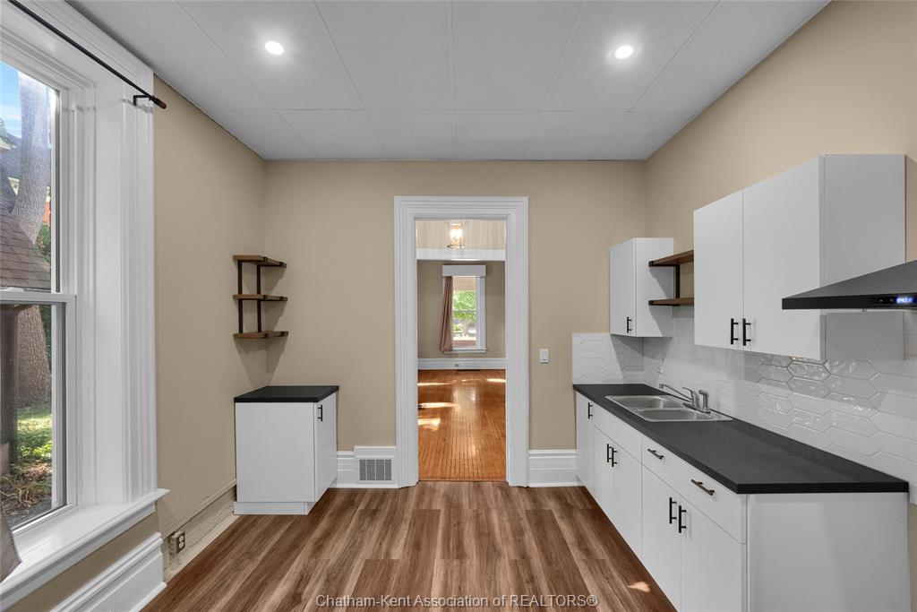 310, 312, 318 Wellington Street West, Chatham, ON