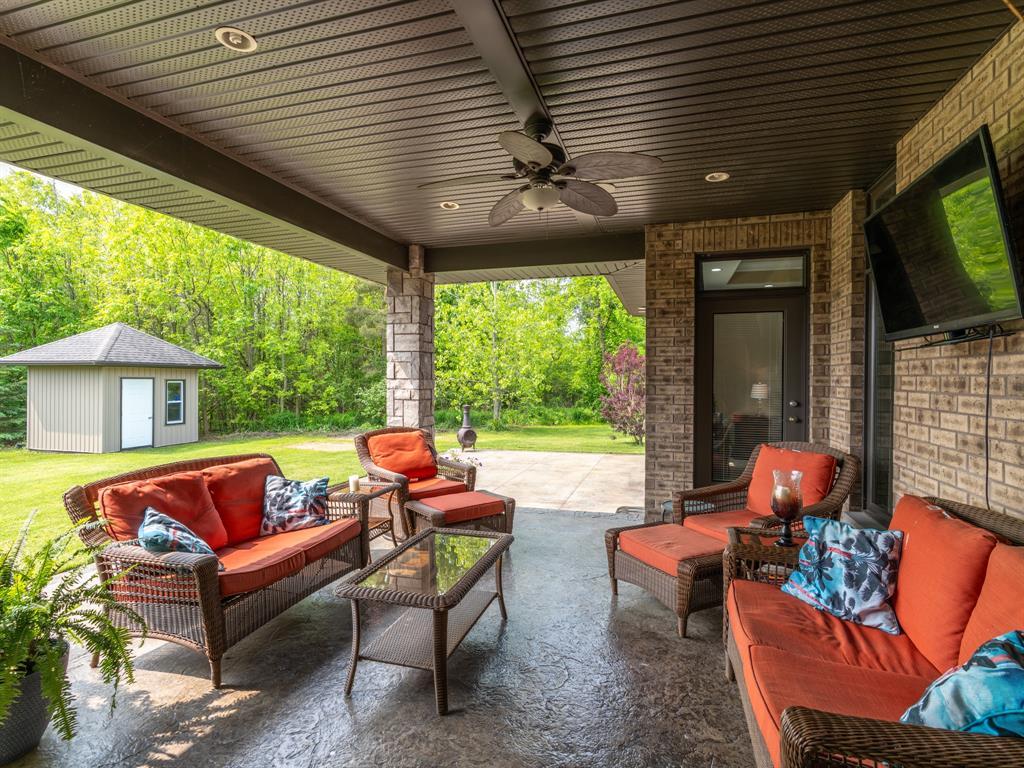 3849 Ferne Avenue, Plympton-Wyoming, ON