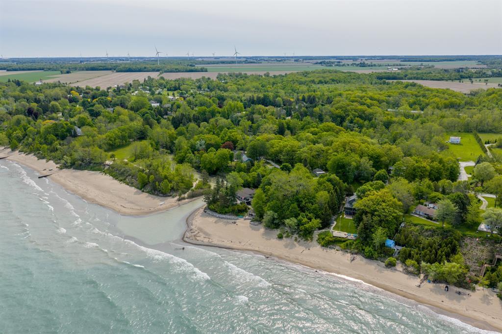 3849 Ferne Avenue, Plympton-Wyoming, ON