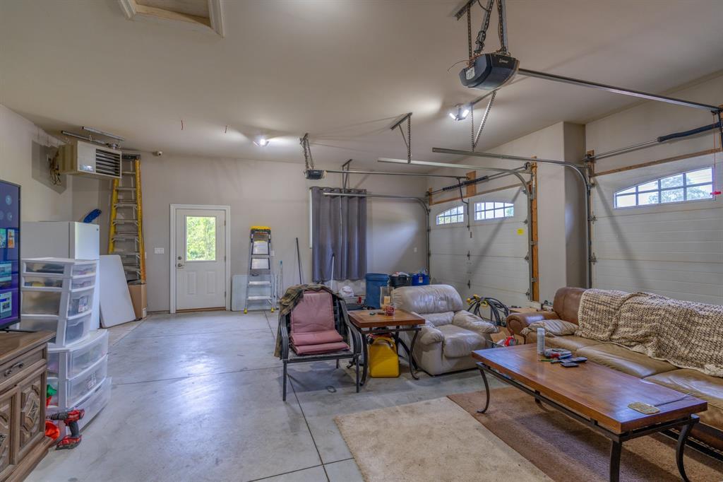 3849 Ferne Avenue, Plympton-Wyoming, ON