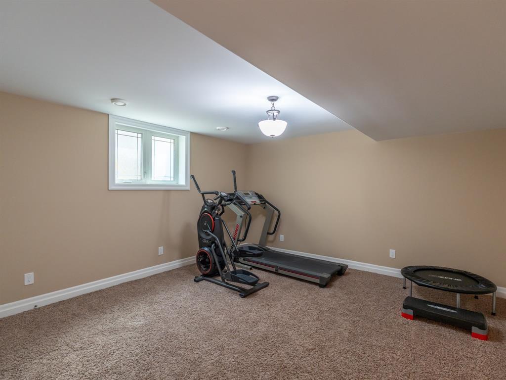 3849 Ferne Avenue, Plympton-Wyoming, ON