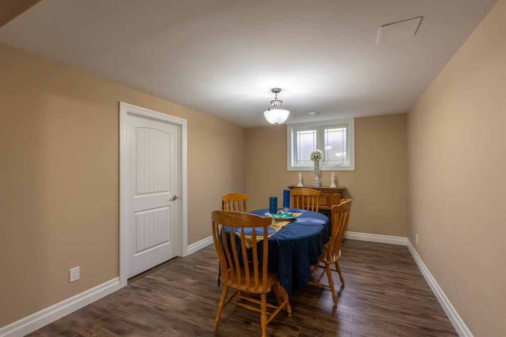 3849 Ferne Avenue, Plympton-Wyoming, ON