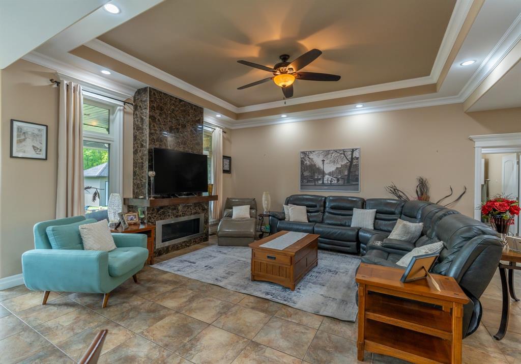 3849 Ferne Avenue, Plympton-Wyoming, ON