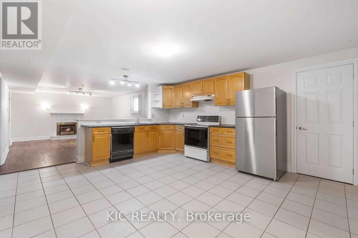 Basement - 912 Tegal Place, Newmarket, ON - Indoor Photo Showing Kitchen