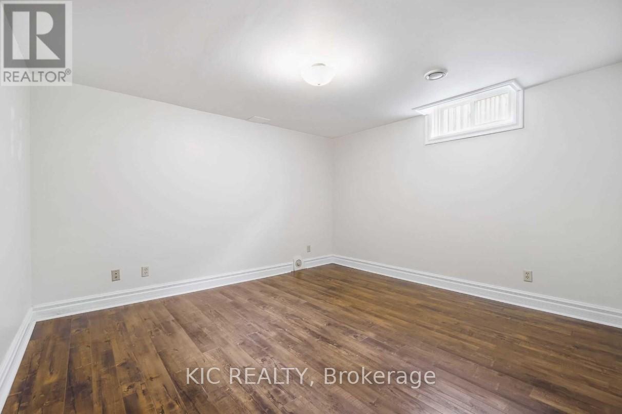 Basement - 912 Tegal Place, Newmarket, ON - Indoor Photo Showing Other Room