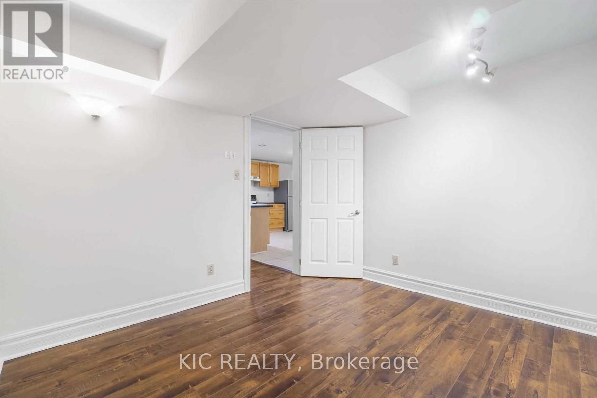 Basement - 912 Tegal Place, Newmarket, ON - Indoor Photo Showing Other Room