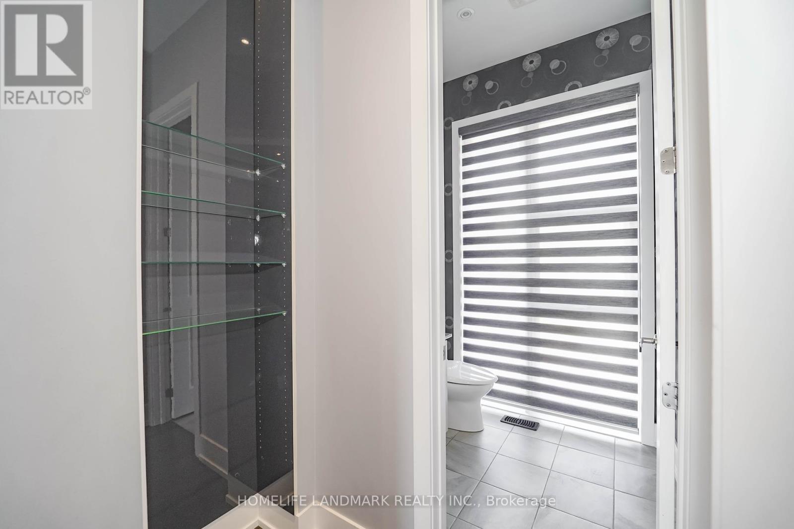 8 Crestridge Drive, Vaughan, ON - Indoor