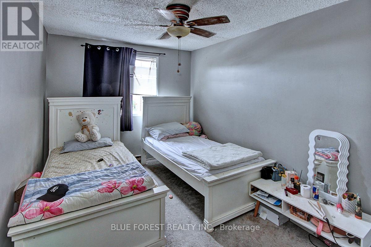 37 - 1096 Jalna Boulevard, London South (South X), ON - Indoor Photo Showing Bedroom