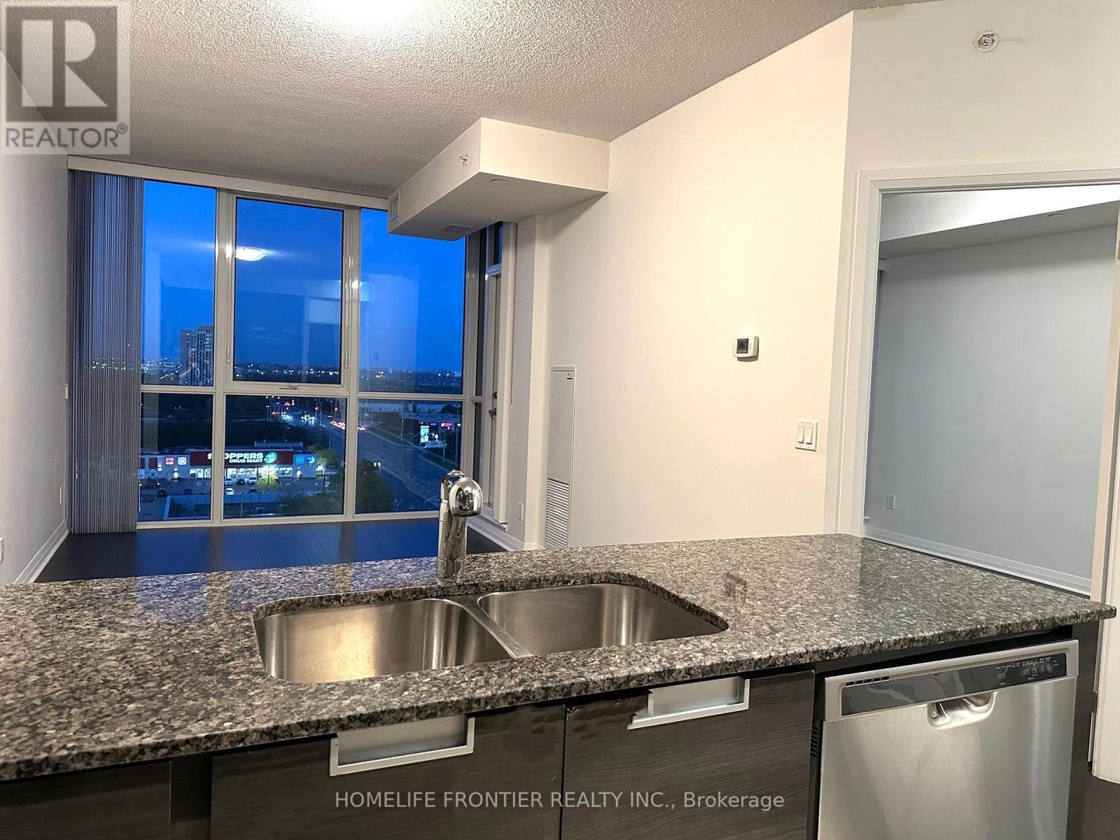 1106 - 55 Eglinton Avenue W, Mississauga, ON - Indoor Photo Showing Kitchen With Double Sink