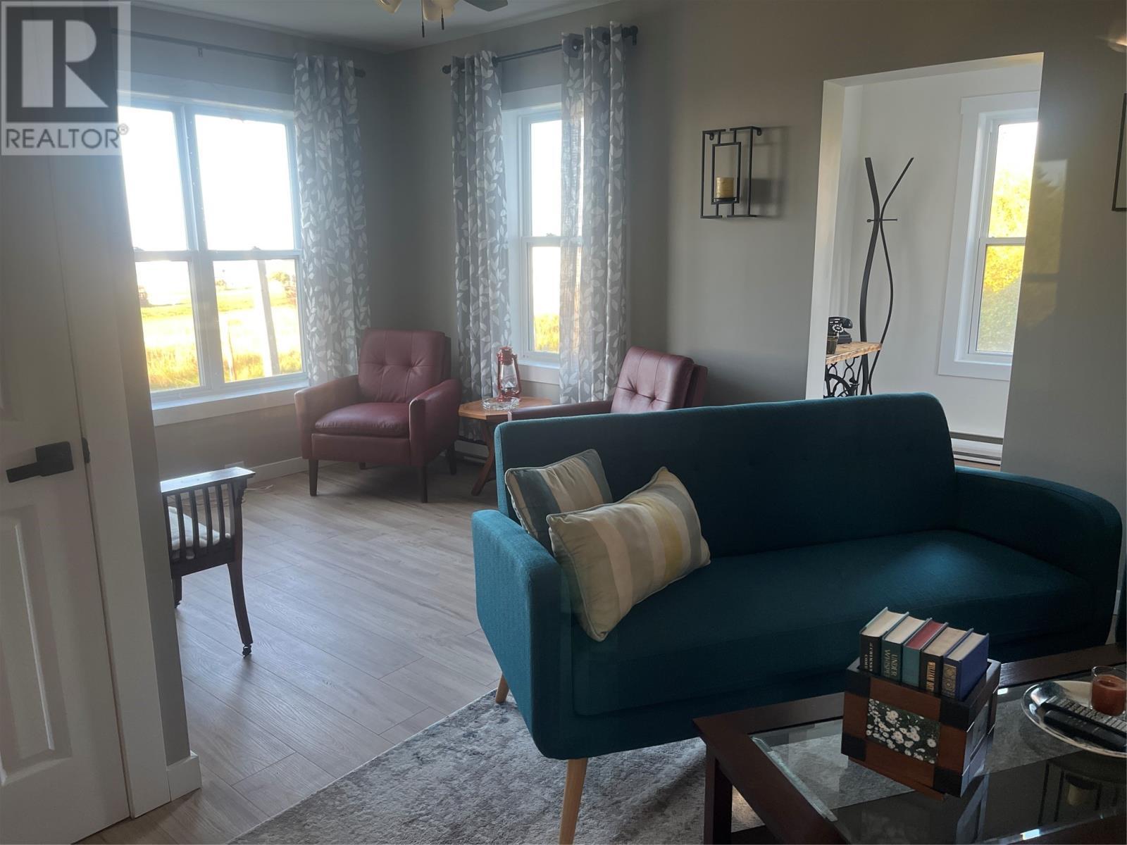 5 Post Office Road, Bell Island, NL - Indoor Photo Showing Living Room