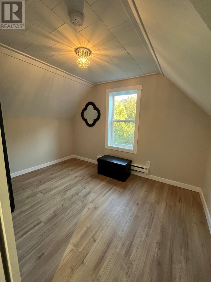 5 Post Office Road, Bell Island, NL - Indoor Photo Showing Other Room