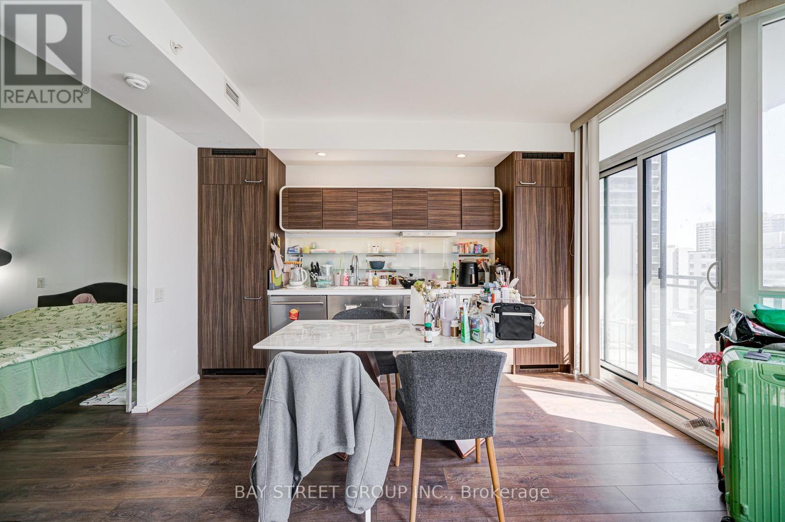 1201 - 45 Charles Street E, Toronto, ON - Indoor