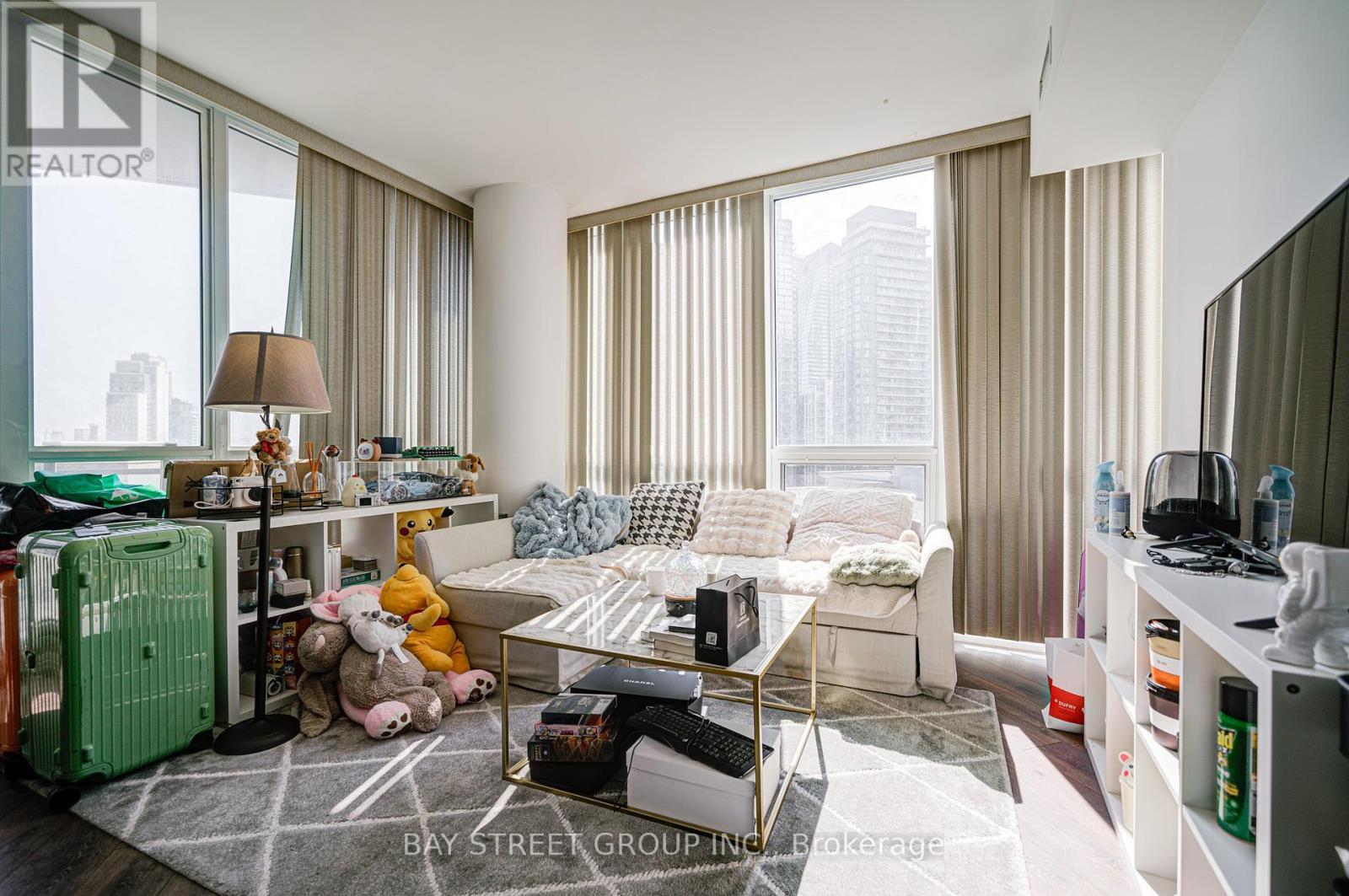 1201 - 45 Charles Street E, Toronto, ON - Indoor