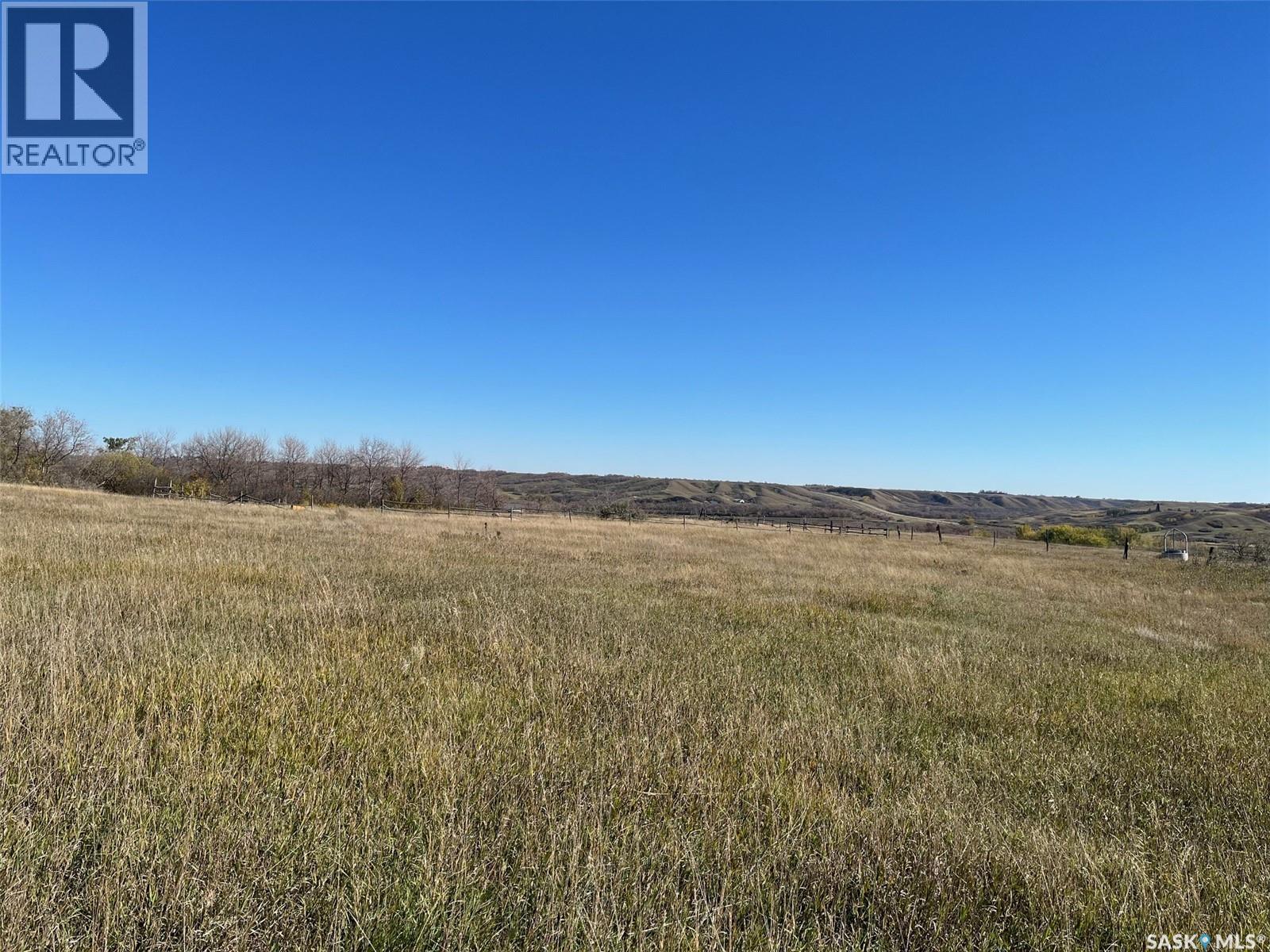 Hackett Acreage, Lumsden Rm No. 189, SK