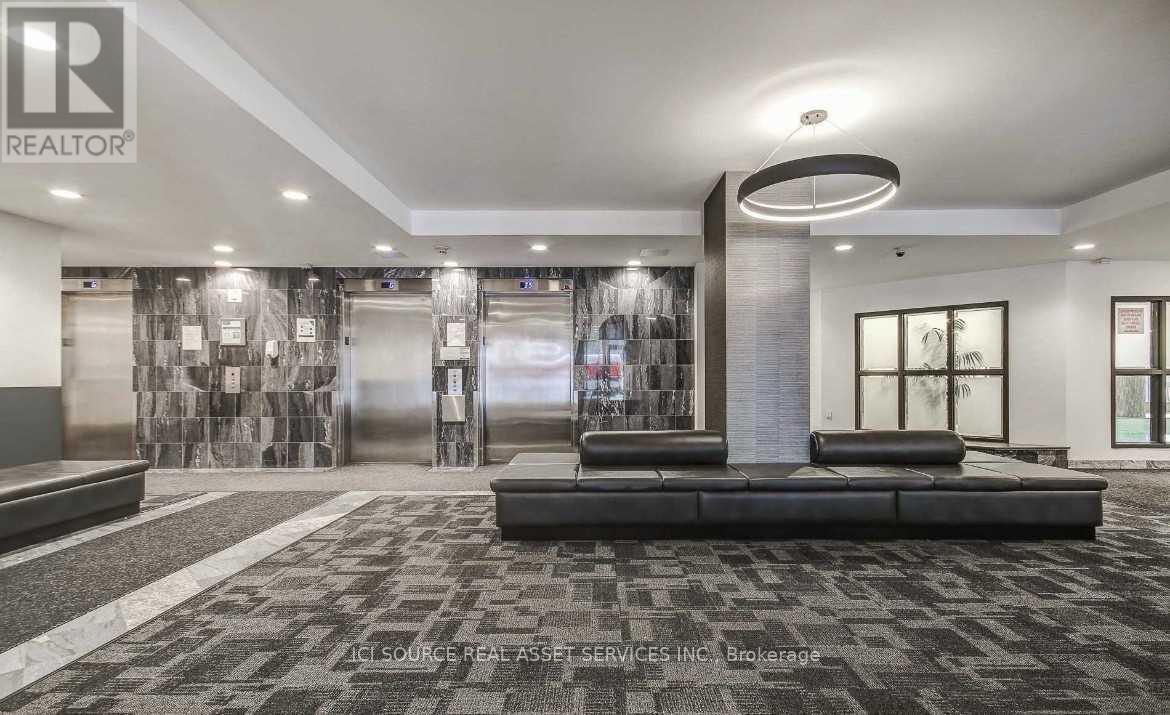 1710 - 350 Webb Drive, Mississauga, ON - Indoor Photo Showing Other Room