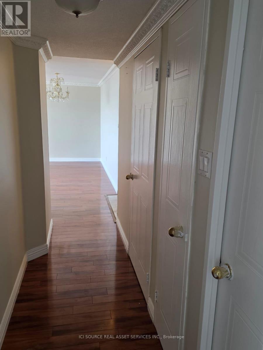 1710 - 350 Webb Drive, Mississauga, ON - Indoor Photo Showing Other Room