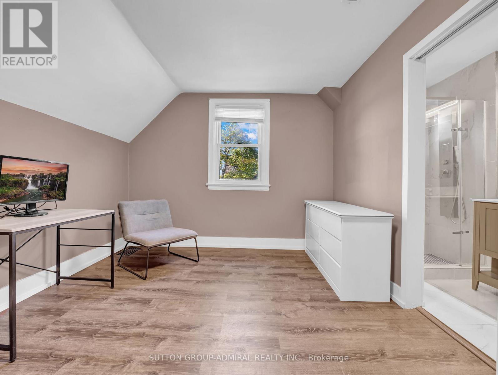 365 Beach Boulevard, Hamilton, ON - Indoor Photo Showing Other Room
