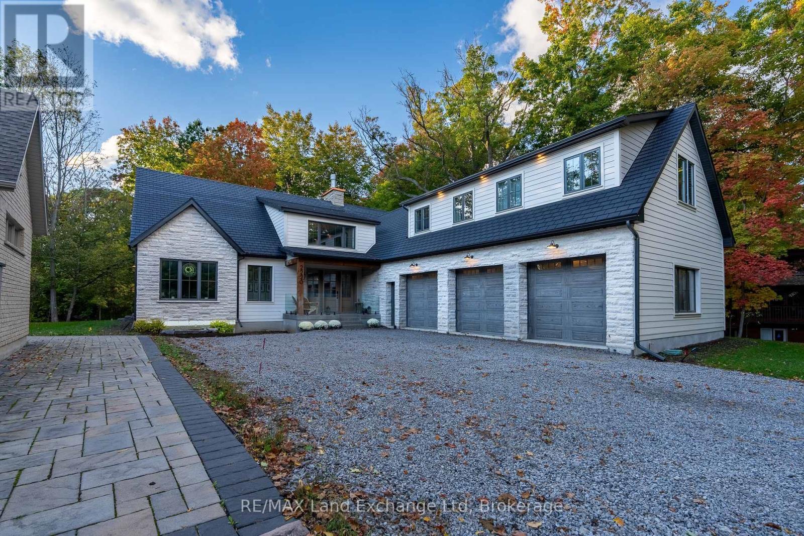 2220 (#4) Four Mile Creek Road, Niagara-On-The-Lake (Lakeshore), ON - Outdoor With Facade