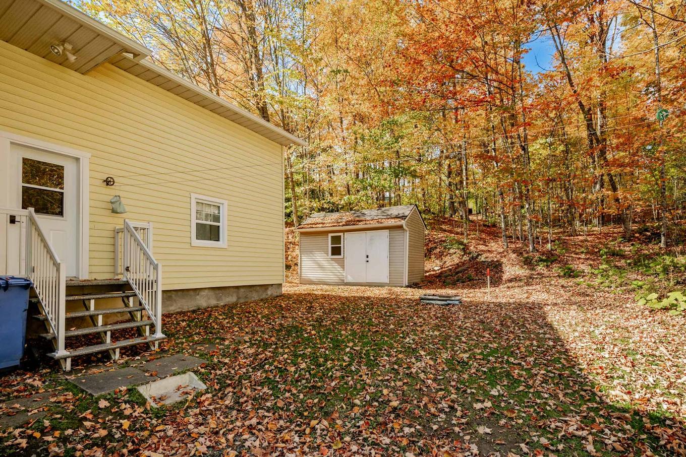 Exterior entrance - 473 Rue Bordeleau, Magog, QC - Outdoor