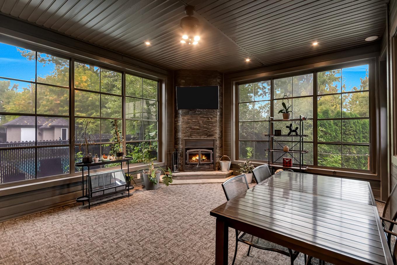 Veranda - 37 Rue Henri-Ladouceur, Mercier, QC - Photo Showing Other Room