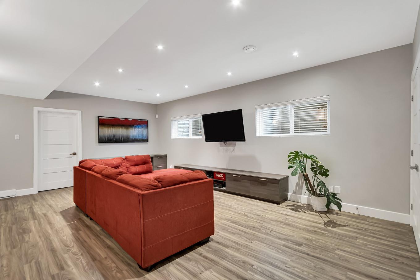 Family room - 37 Rue Henri-Ladouceur, Mercier, QC - Indoor