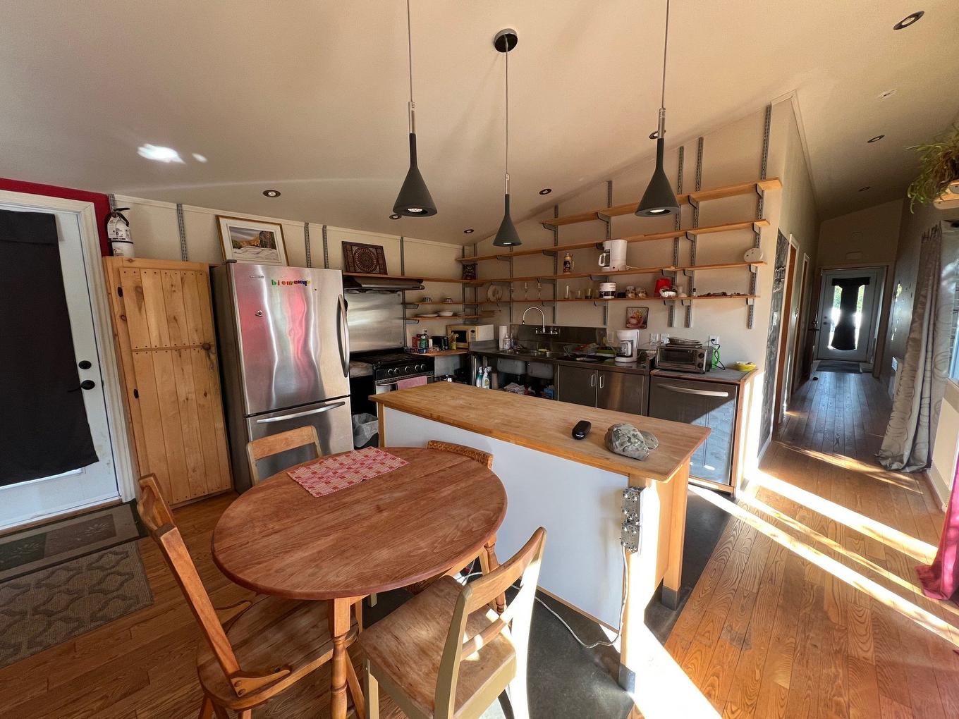 Kitchen - 499 Route Cox, Bonaventure, QC - Indoor Photo Showing Dining Room