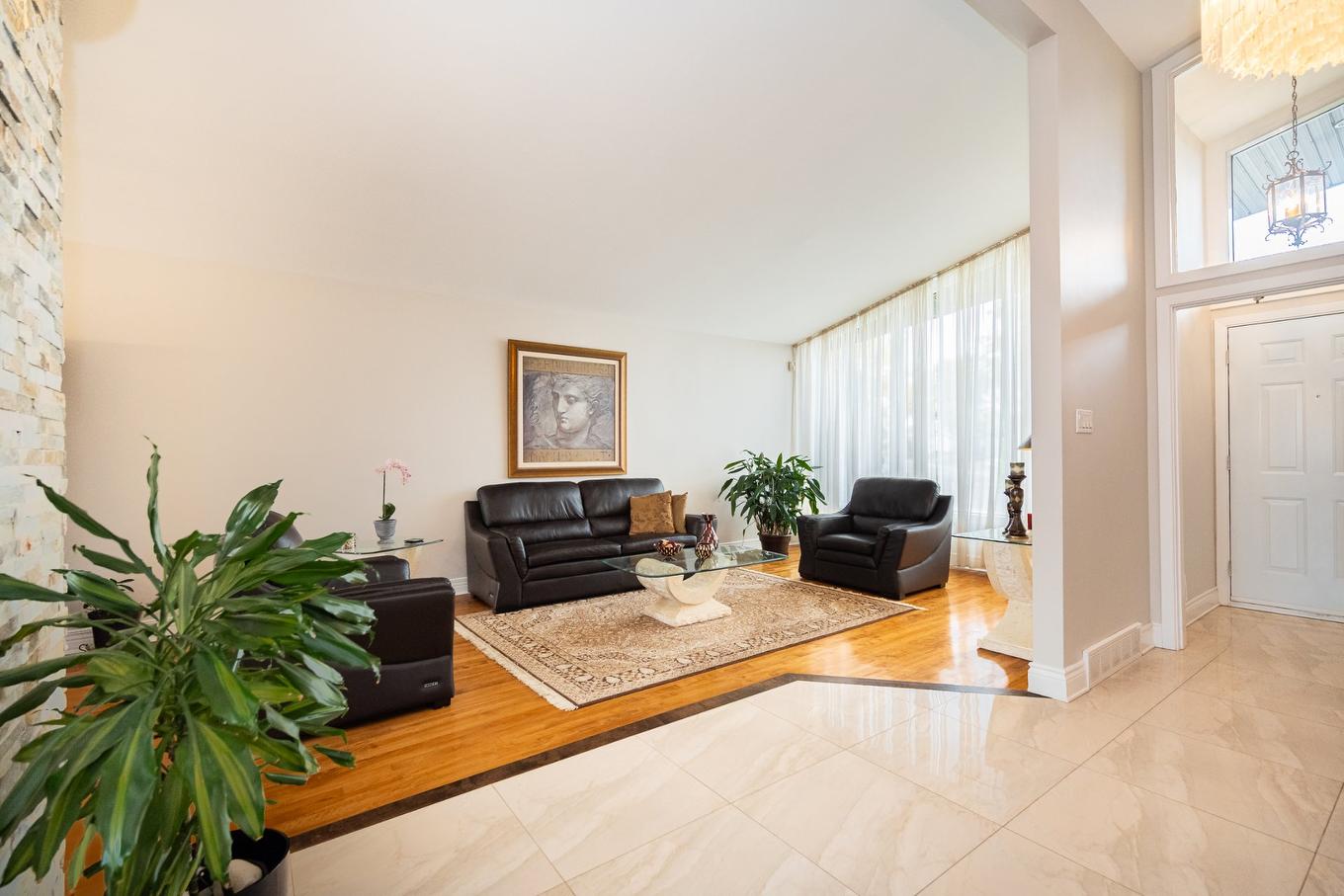 Living room - 1438 Rue Franklin, Laval (Chomedey), QC - Indoor