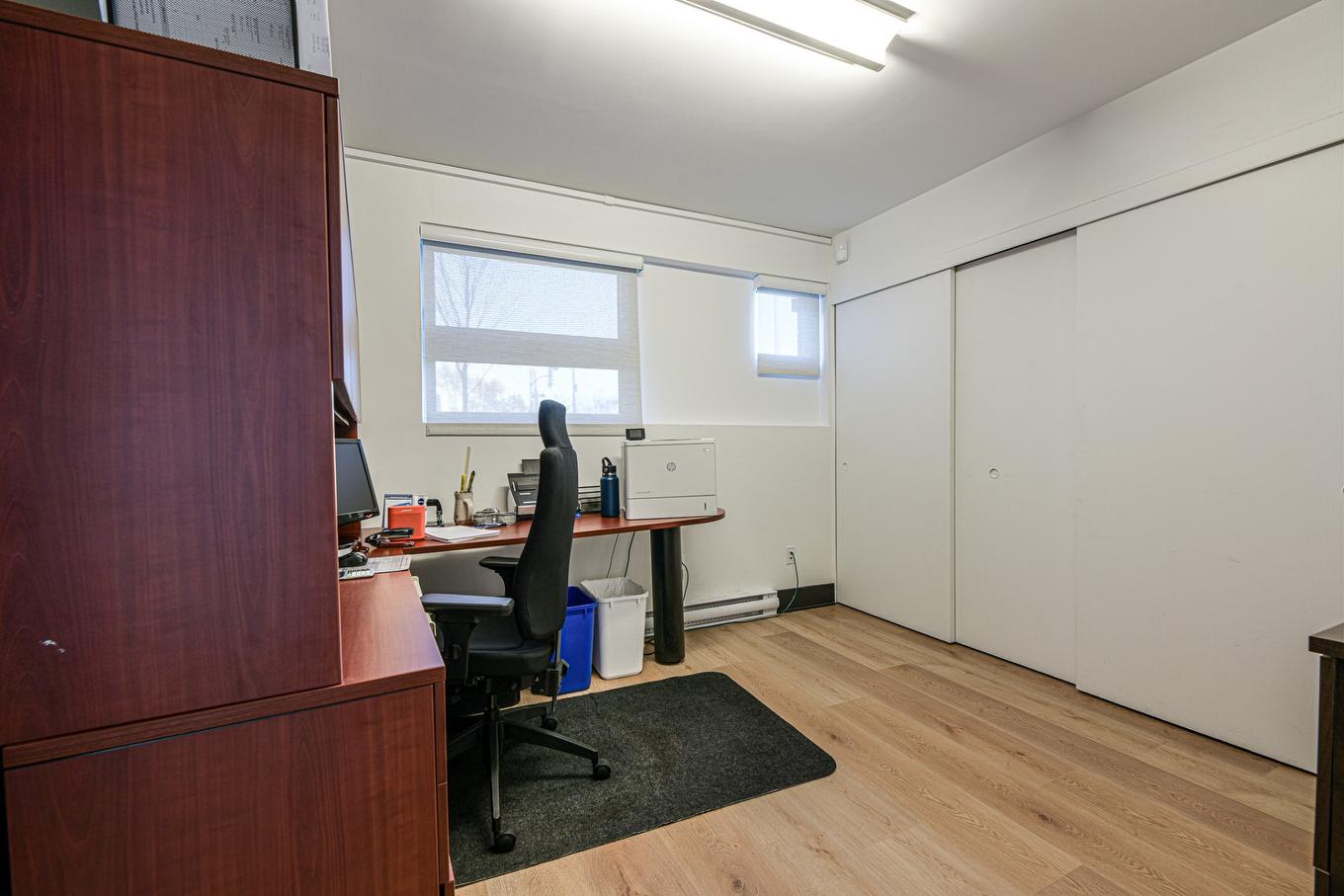 Bureau - 1376 - 1380 Boul. Roland-Therrien, Longueuil (Le Vieux-Longueuil), QC - Indoor Photo Showing Office