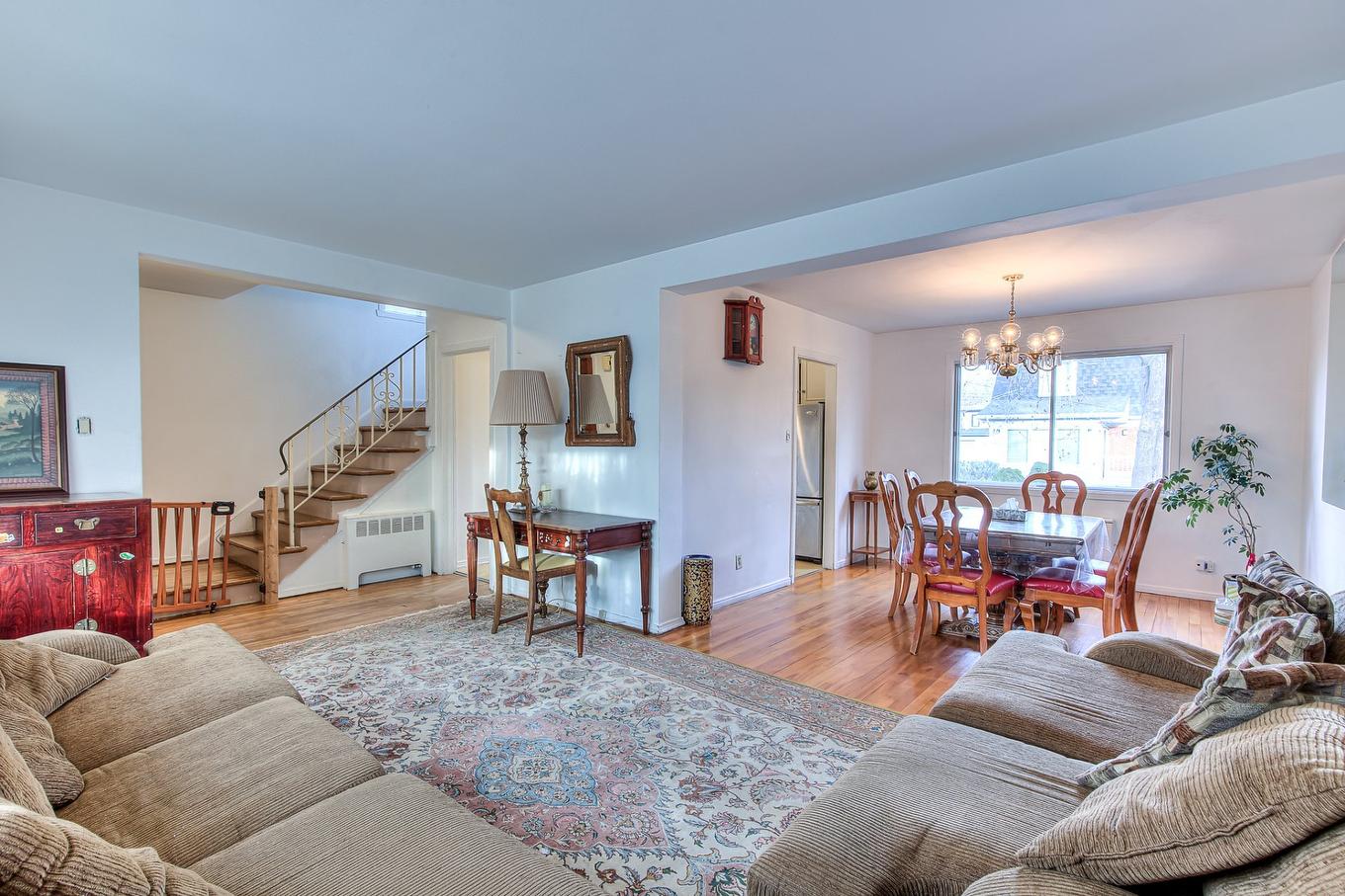 Vue d'ensemble - 2341 Rue Lavallée, Montréal (Ahuntsic-Cartierville), QC - Indoor Photo Showing Living Room