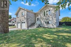 50 DAVEY CRESCENT Loyalist (Amherstview), ON K7N 1X7